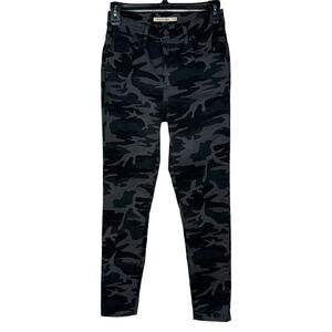 Levi’s 721 SZ 26 High-Rise Skinny Jeans Camo Stretch Zip-Fly Pockets Black Gray